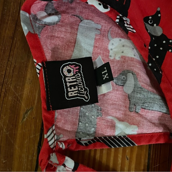 Retrolicious Vibrant Red Dress with Weiner Dog Print - Picture 4 of 4